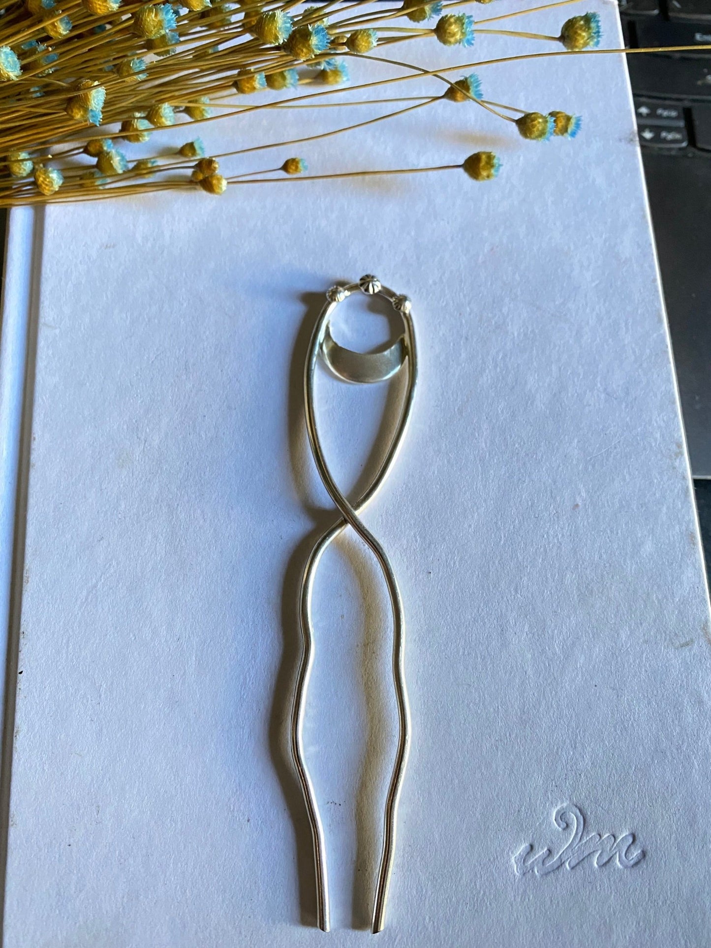 Vintage inspired hair fork with half moon & tiny bits of flower shaped granulation