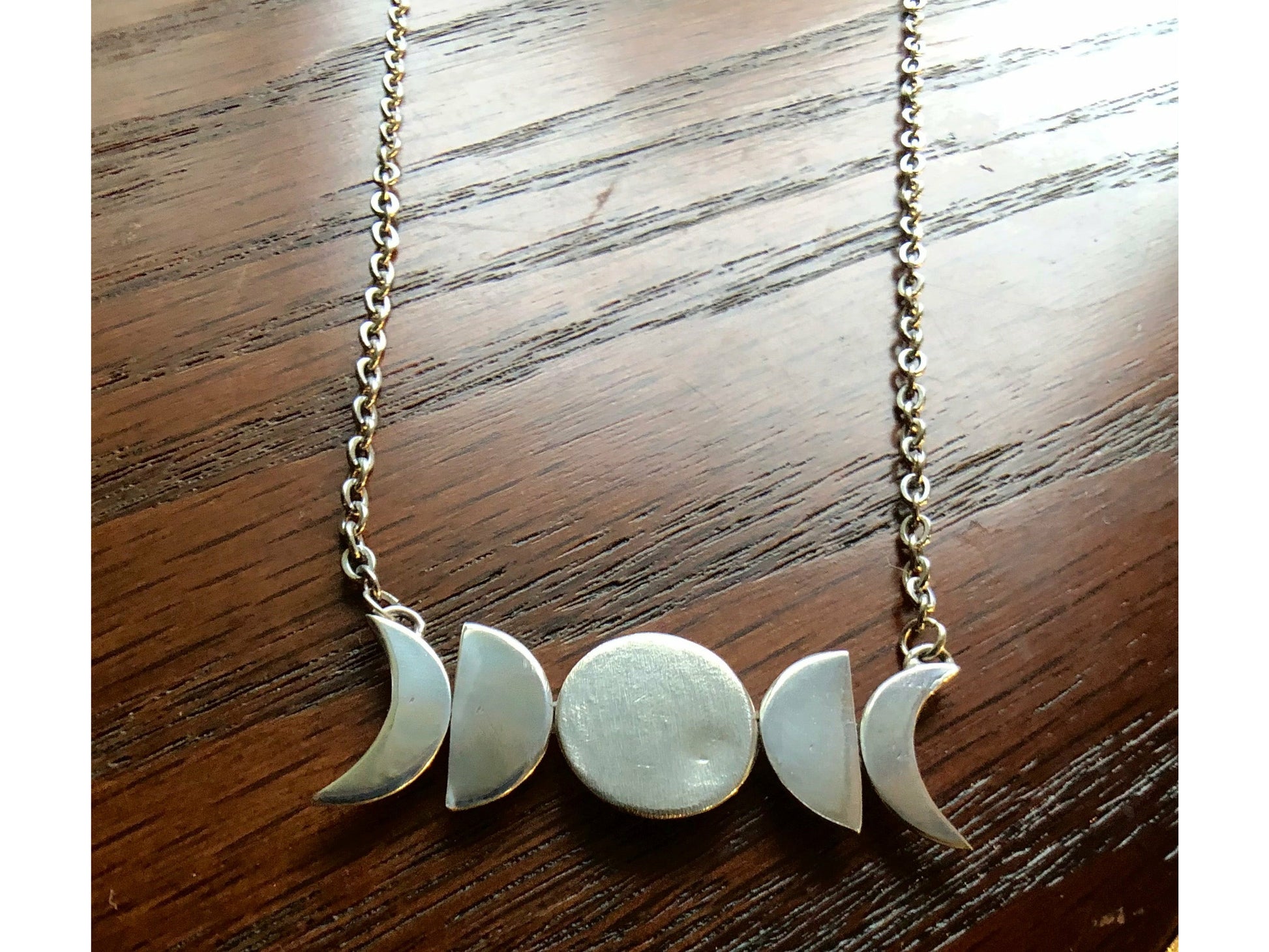 Moon phase necklace – N.F.J